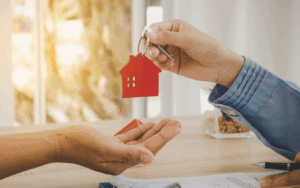 Average mortgage rate now less than 5%